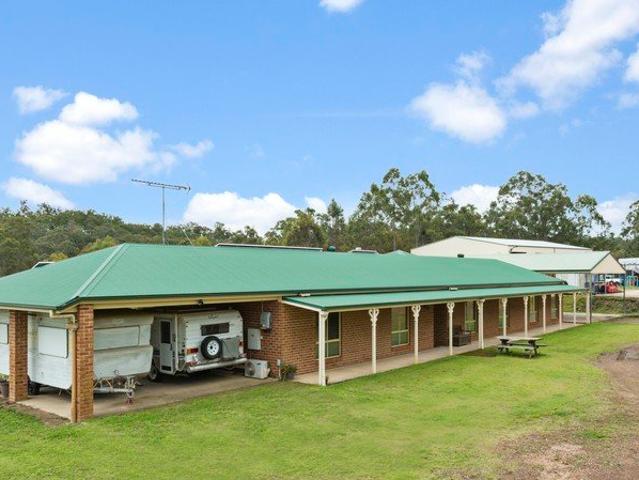 Executive Homestead on 150 Private Acres