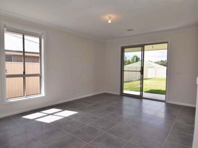 Executive in Eglinton