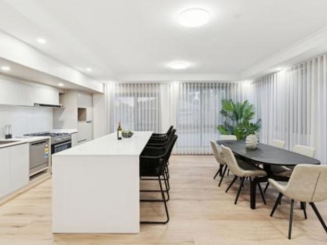 EXECUTIVE LIVING Multi generational living