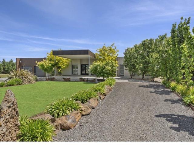 Executive Living in Sought After Fyansford