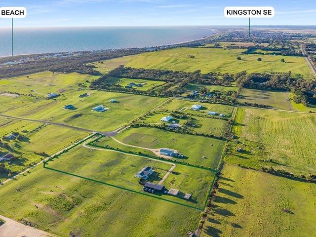 Executive Lifestyle Living with Exceptional Space and Infrastructure