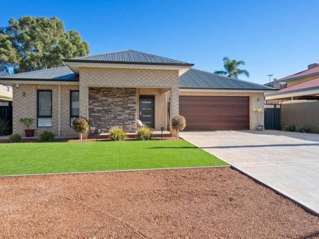Executive Luxury Living in the Heart of Kalgoorlie