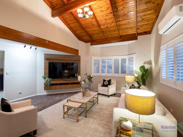 Executive, North Facing Waterfront Living in Beautiful Raby Bay THE ULTIMATE LIFESTYLE PACKAGE