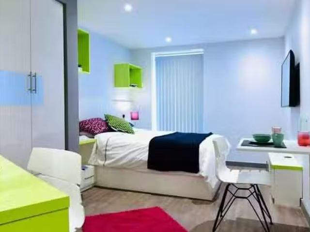 Executive Studio