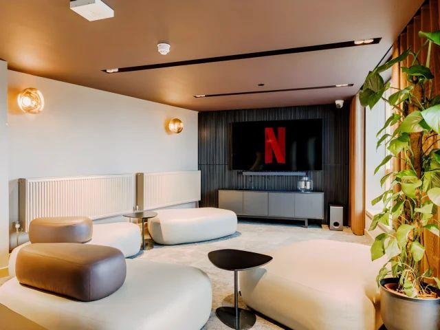 Executive Studio