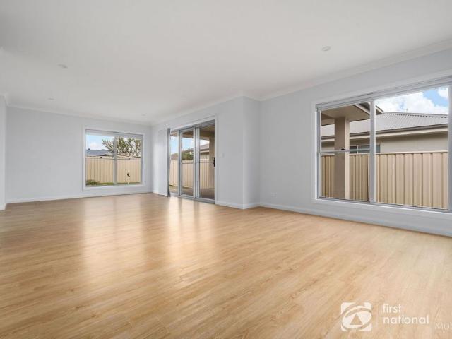 EXECUTIVE STYLE 3 BEDROOM HOME