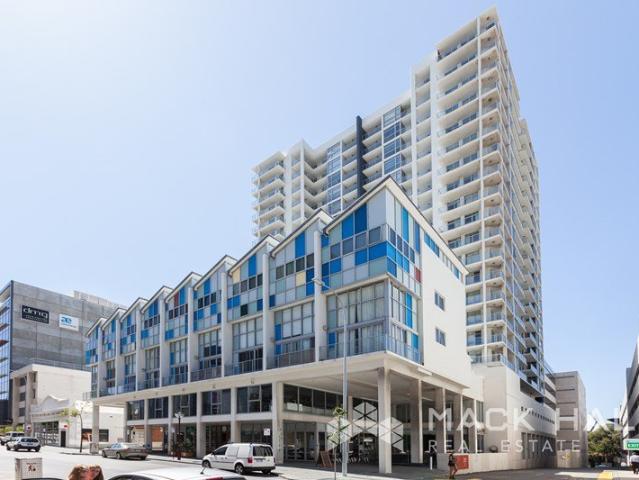 Executive Style Living in the Heart of Perth's West End