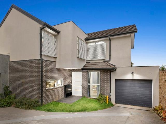Executive Style Living in the MWSC Zone