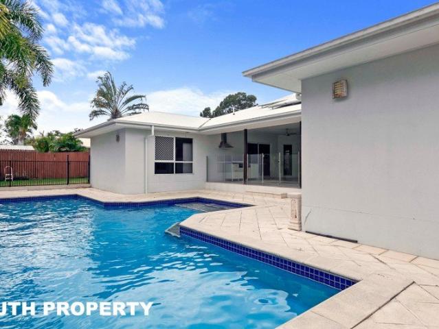 EXECUTIVE STYLE LIVING WITH OUTSTANDING OUTDOOR ENTERTAINING SPACE!