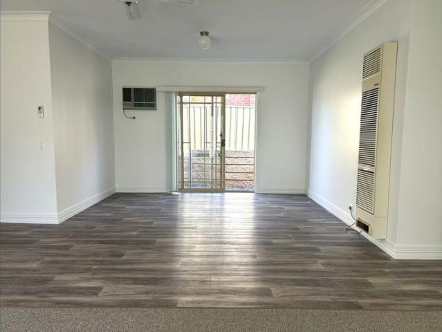 Executive Style Townhouse in Prime West Albury Location