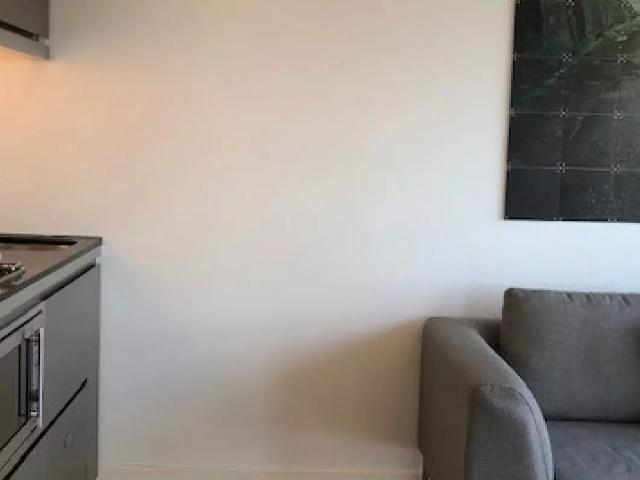 Executive Suite for Lease on Level 40 at Lumiere Residence