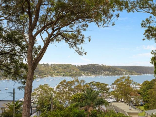 Executive Pittwater Retreat Fully Furnished Luxury Living with Spectacular Views