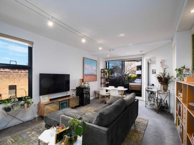 Executive retreat in the acclaimed Watermark Pavilion