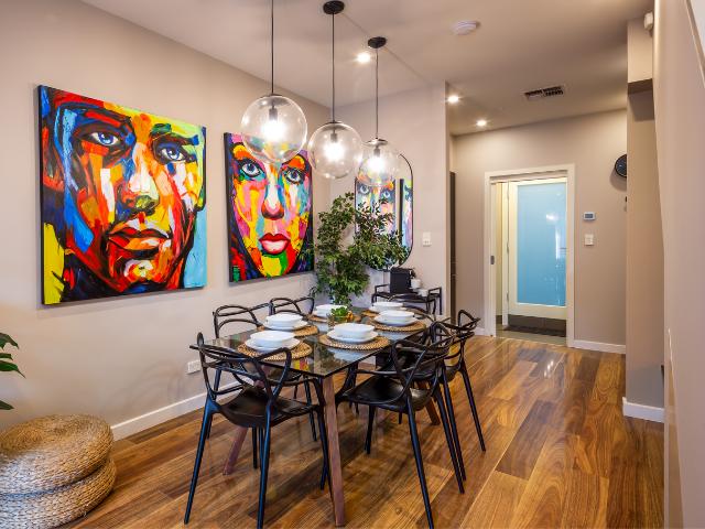 Executive Rental* Furnished near CBD! PET friendly, Lux living student accommodation/contractors/nurses/executives!