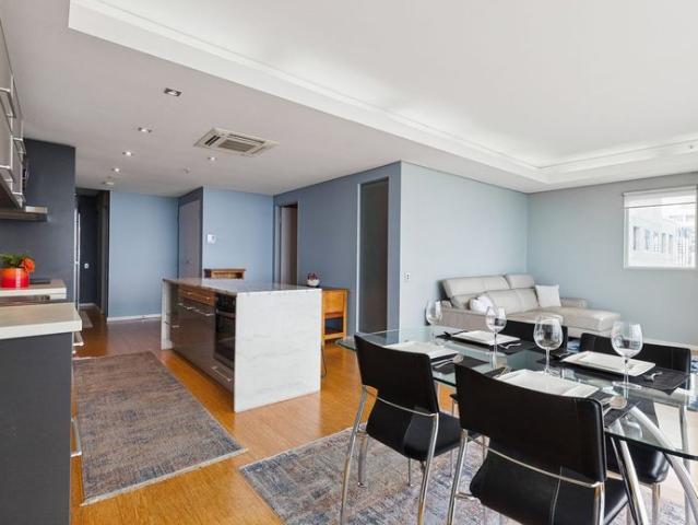 Executive river view apartment furnished and equipped