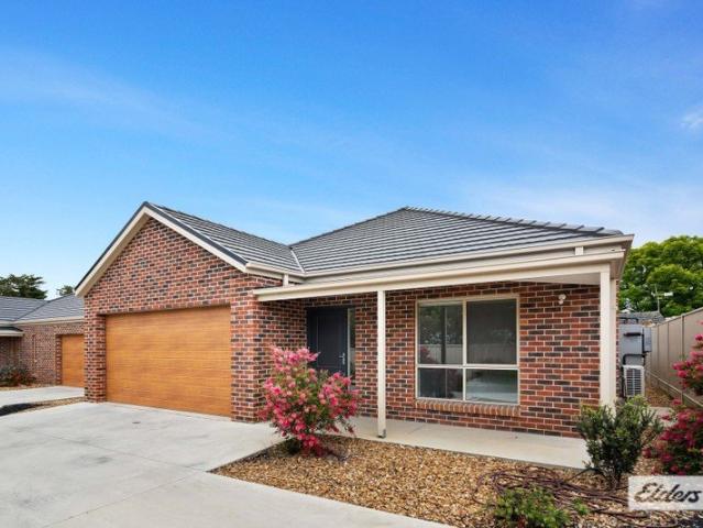 Executive Three bedroom Unit