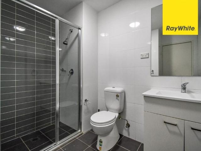 EXECUTIVE TWO BEDROOM LIVING IN PRIME PARRAMATTA CBD LOCATION