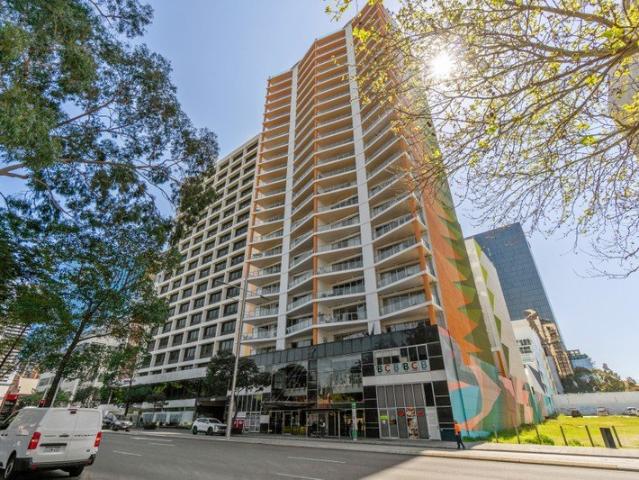 Executive unfurnished 2 Bedroom Apartment with Spectacular Swan River Views Condor Tower