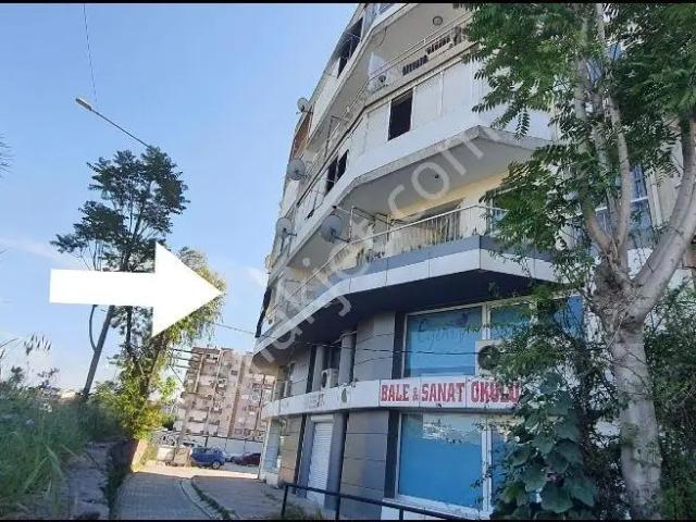 Exen Bornova'dan Girne Kavşağında Kiralık 3+1 Daire
