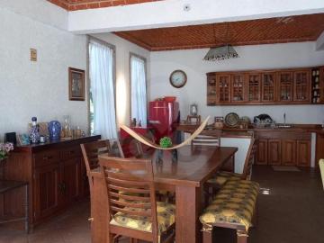 Condominio en venta en Tecozautla - Alberca