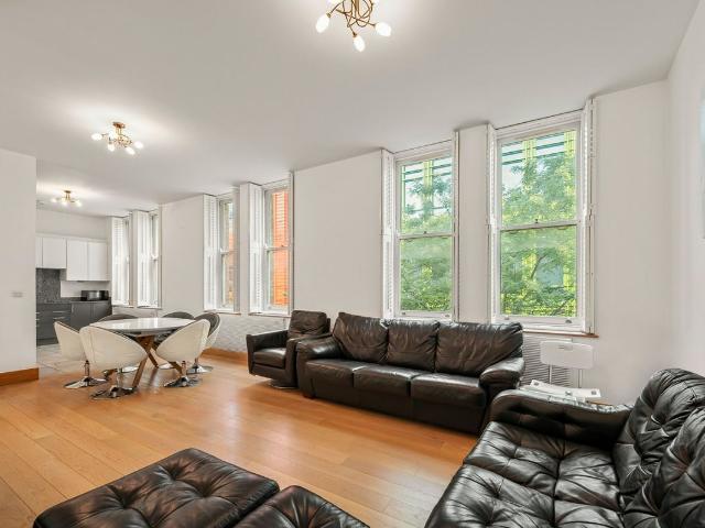 Exide House, 231 Shaftesbury Avenue WC2H, 3 bed flat to rent, £6,270 pcm | PrimeLocation
