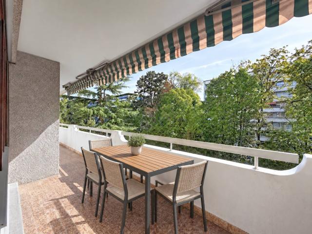 Exklusiv: 4 Zimmer Wohnung mit Loggia und Box – Verkauf in SI