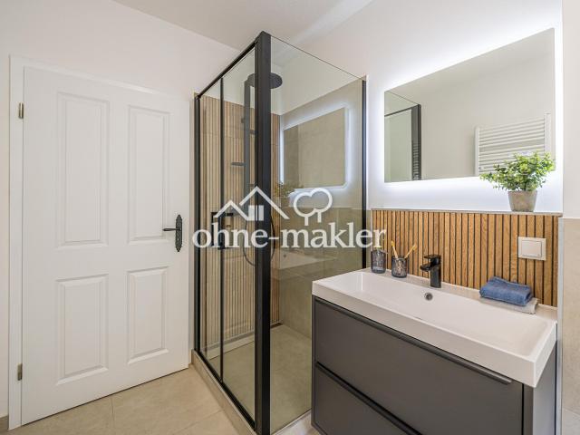 Exklusiv: 2 R Altbau in Leipzig | bezugsfrei | provisionsfrei | 4% Rendite + 4,25% Afa