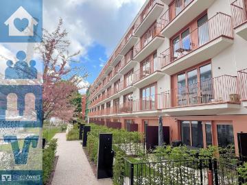 Exklusiv und elegant: stilvolles, neuwertiges Designer Townhouse