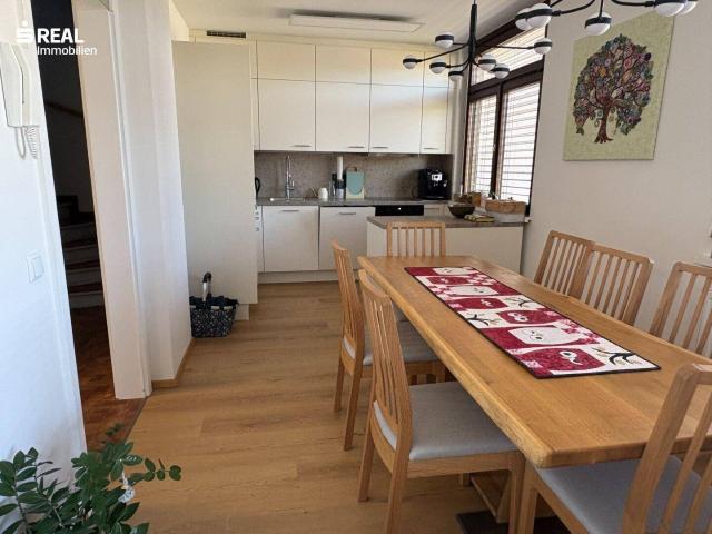 Exklusiv! Zweistöckige Penthouse Wohnung mit zwei Balkonen & großzügiger Dachterrasse in Leibnitz