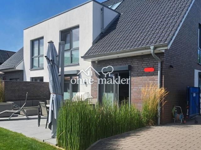 Exklusiv! Architekten Doppelhaushälfte in Kummerfeld nähe Hamburg