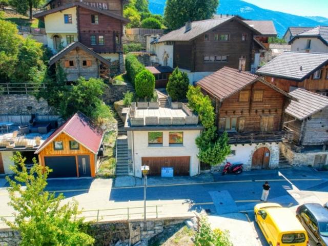 EXKLUSIV Charaktervolles Dorfhaus mit großem Potenzial
