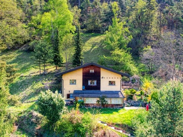 EXKLUSIV Wunderschönes freistehendes Chalet von 186m² mit Panoramablic