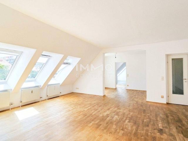 Exklusiv, hell, geräumig, ruhig 143 m² Dachterrassenjuwel mit Tiefgarage