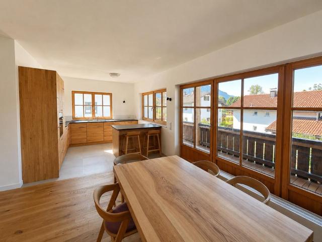 Exklusiv kernsanierte Wohnung in Schwangau mit Bergblick