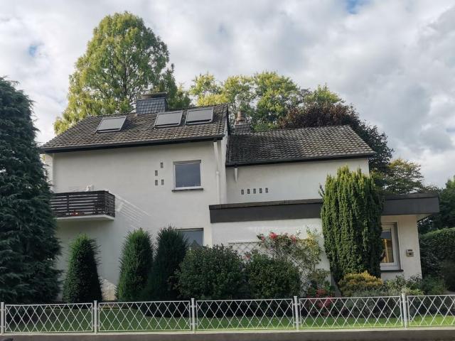 exklusiv möblierte 3,5 Zimmer Atelier Wohnung 62m²