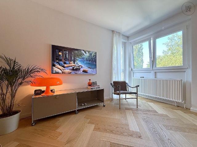 Exklusiv möblierte Wohnung mit 70 qm großer Dachterrase, WLAN und Stellplatz in Ziegelstein