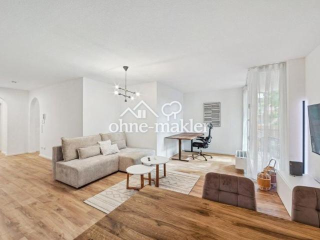 Exklusiv möblierte und renovierte Wohnung, EBK, Balkon und Tiefgaragenstellplatz