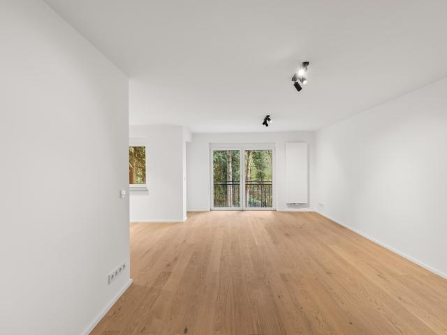 Exklusiv modernisierte 4 Zimmer Wohnung mit Balkon in ruhiger Wohnlage – Erstbezug