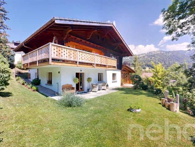 Exklusiv prächtiges Chalet mit 2 Apartments