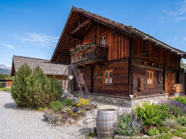 Exklusiv restauriertes Bauernhaus im Salzburger Lungau – Naturidylle mit alpinem Charme
