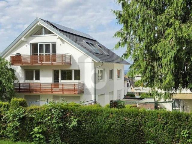 EXKLUSIV: RUHIGE LAGE, HELL, MODERNISIERT MIT AUSBLICK