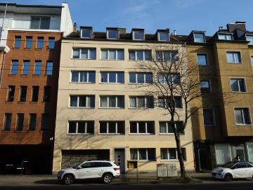 EXKLUSIV SANIERT IN 3. EIGENTÜMERGENERATION 3 FACH KFF GAS ZH AUS 2016 BALKONE GARTEN DOPPELGARAGE