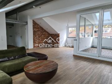 Exklusive 3,5 Zimmer Dachgeschosswohnung mit Loggia, EBK und Stellplatz in Stuttgart