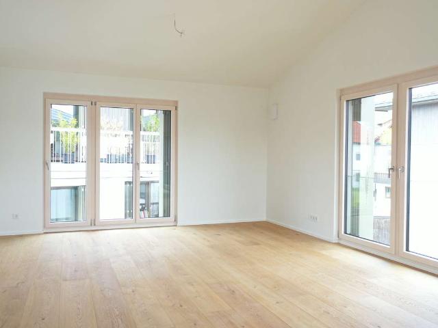 Exklusive 3,5 Zimmer Penthousewohnung, mit Seeblick