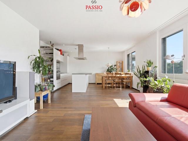 Exklusive 3.5 Zimmerwohnung an bester Lage an der Aare