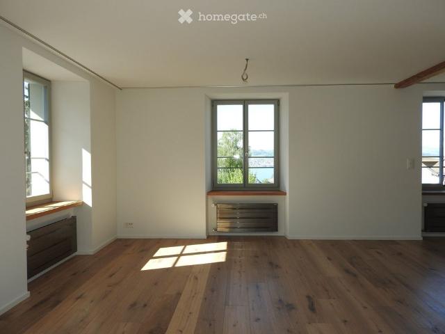 Exklusive 3.5 Zimmerwohnung mit Seesicht