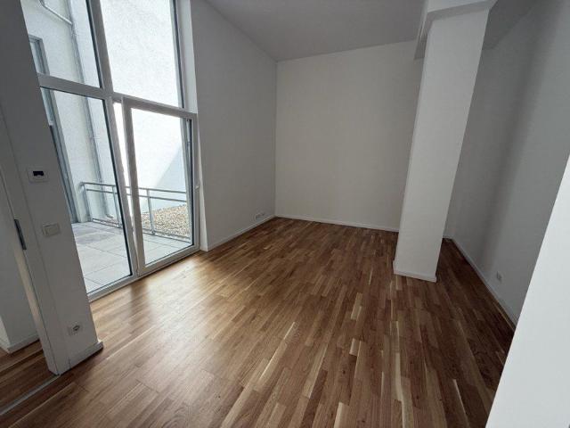 Frisch renovierte 2 Zimmerwohnung nahe der Universitätsklinik Magdeburg | Bad mit Dusche