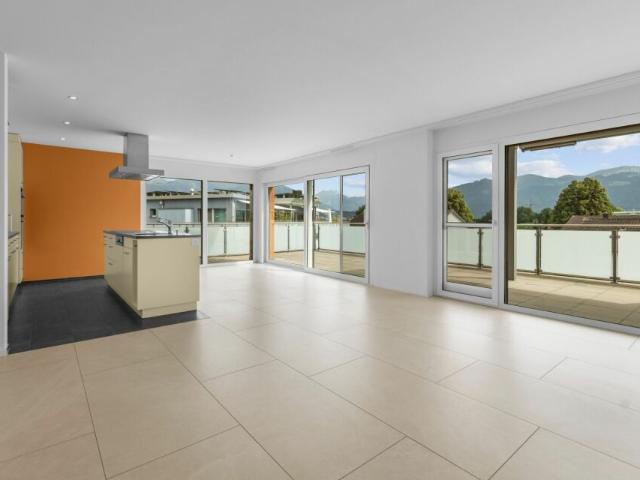 Exklusive 3 Zimmer Attikawohnung mit Panoramablick