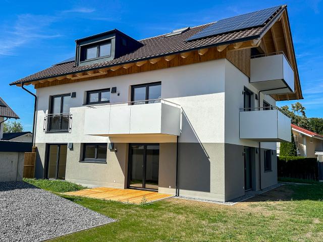 Exklusive 3 Zimmer Dachgeschosswohnung mit Süd Ostbalkon Bergblick provisionsfrei