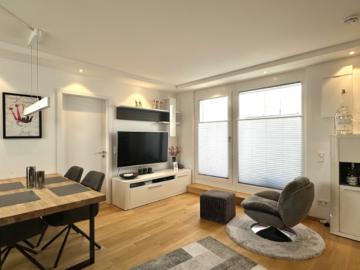 Exklusive 3 Zimmer Dachterrassenwohnung in zentraler Lage